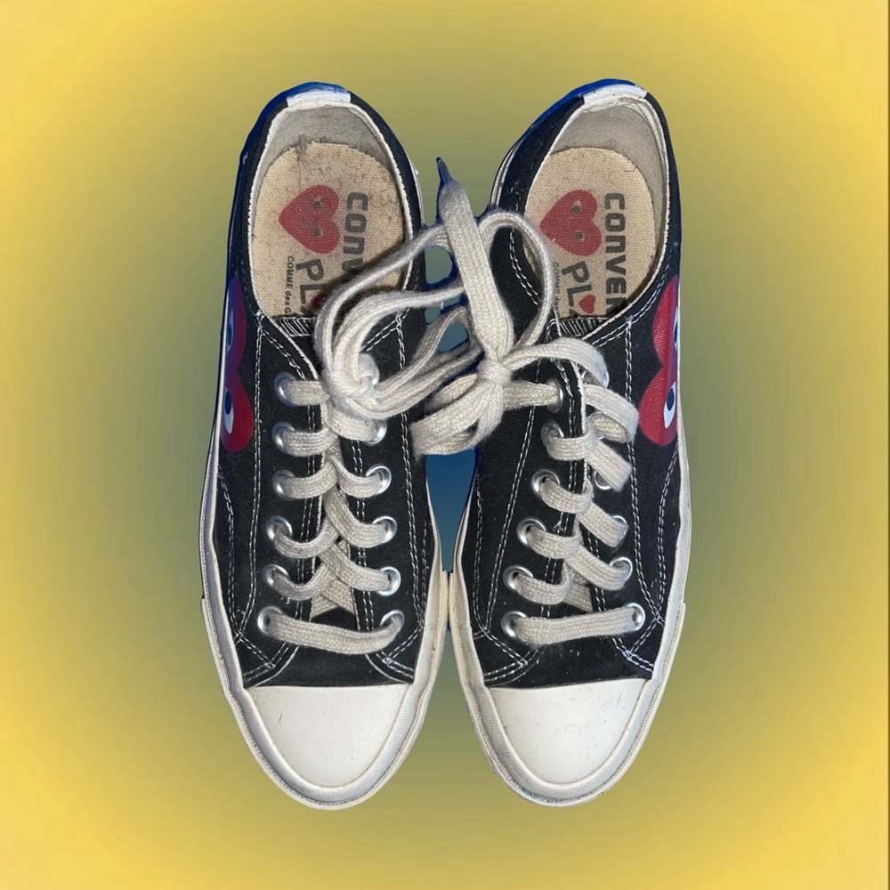 Black low top CDG Play Converse